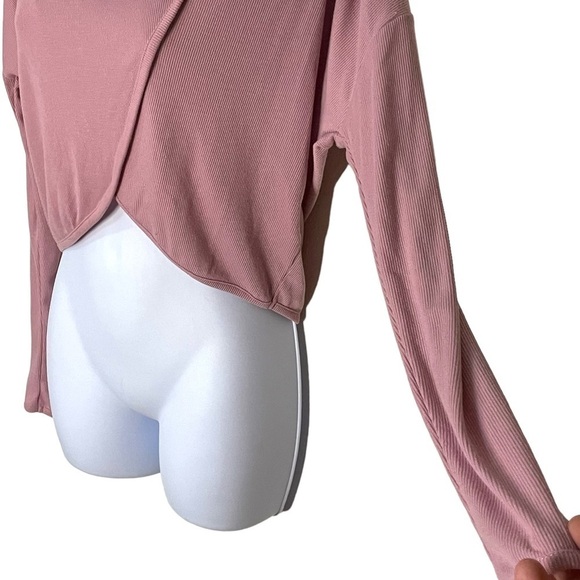 Old Navy Active Pull Over Wrap Front Balletcore Long Sleeve Knit Top Size S - Picture 3 of 9